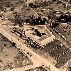 Lakewood Colonial Center in 1951.